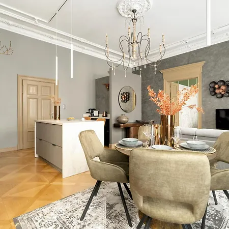Stylowe W Centrum Poznania By Renters 아파트