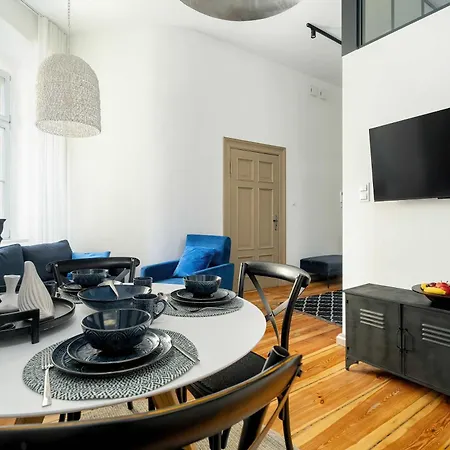 아파트 Stylowe W Centrum Poznania By Renters 포즈난