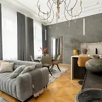 Stylowe W Centrum Poznania By Renters Apartman