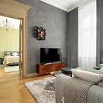 Stylowe W Centrum Poznania By Renters Apartman Poznań